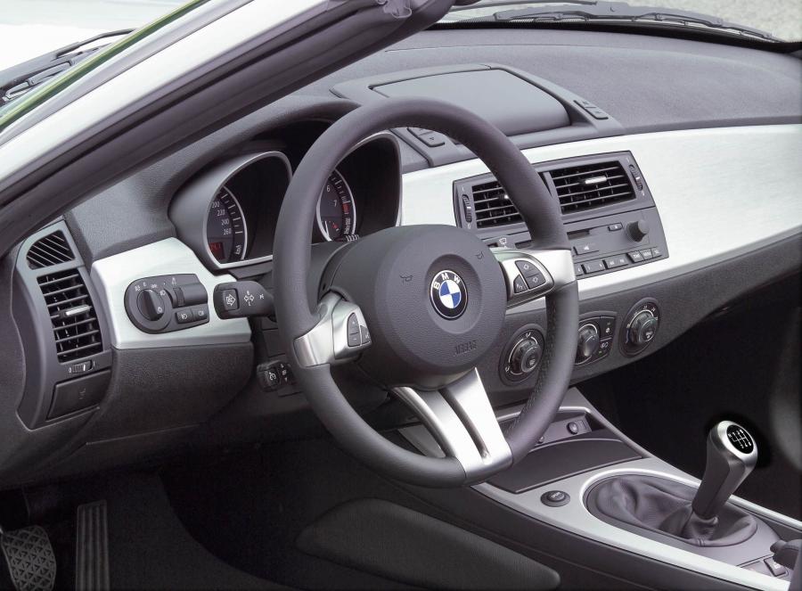  BMW Z4 Roadster 2006 года  (фото 7 из 30)